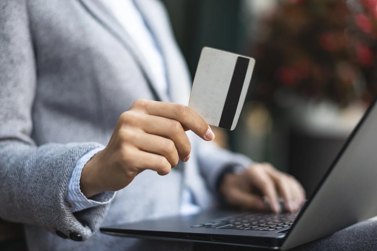 Bonus 500 euro Carta Docenti 2025 esteso ai precari: modalità di utilizzo e requisiti