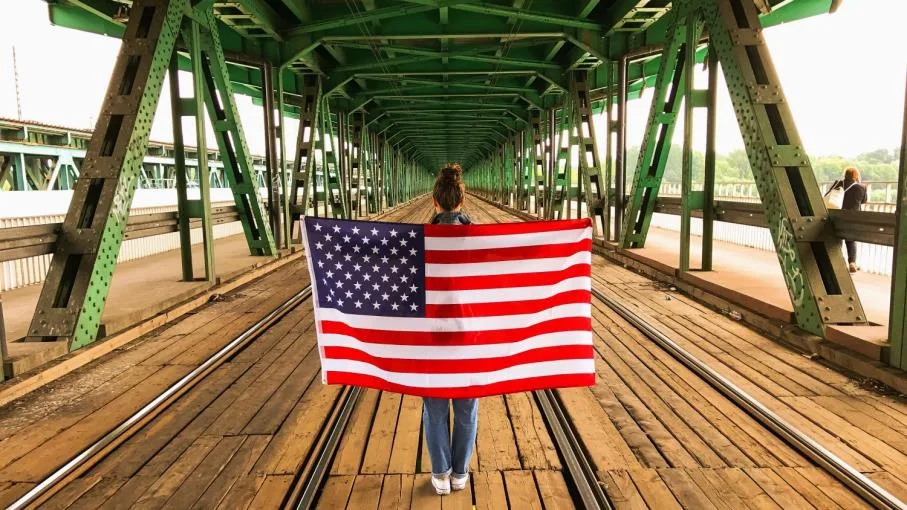 Il Dollaro USA in forte calo, quali sono i motivi della vendita da parte degli investitori?
