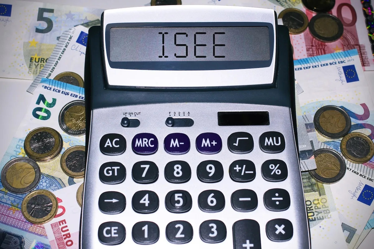 Isee 2025: costo della revisione della DSU per escludere investimenti e buoni