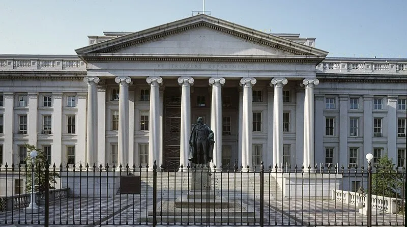 Investitori cinesi vendono titoli di Stato USA per acquistare in Europa